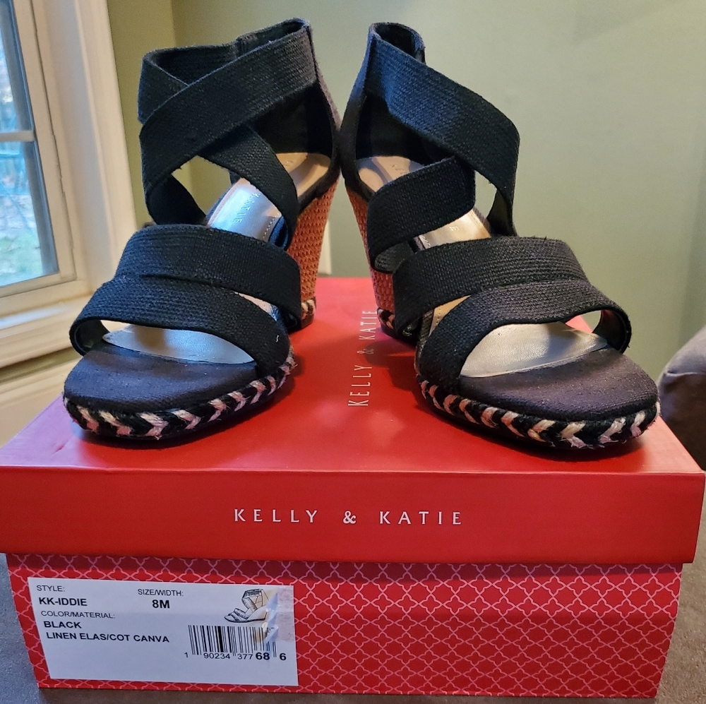 Women's Black Linen Wedges
